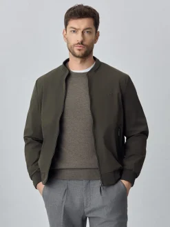 New Bomber Jacket With Double Collar and Zip Pockets Blusões