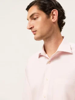 Discount Regular Fit Cotton Stretch Travel Shirt With Oxford Collar and Chest Pocket. Camisas Clássicas
