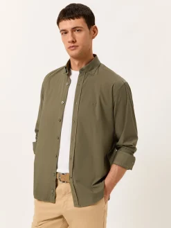 Online Regular Fit Garment Dye Poplin Shirt in Comfort Cotton Camisas Casuais|Camisas Casuais