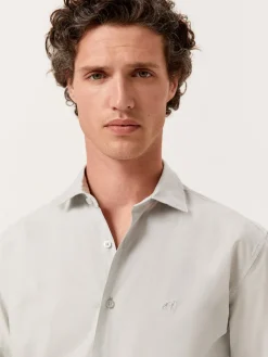 New Slim Fit Overdye Poplin Shirt with Open Collar Camisas Casuais